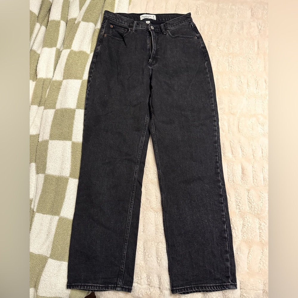 Abercrombie & Fitch The Ankle Straight Ultra High Rise Jeans